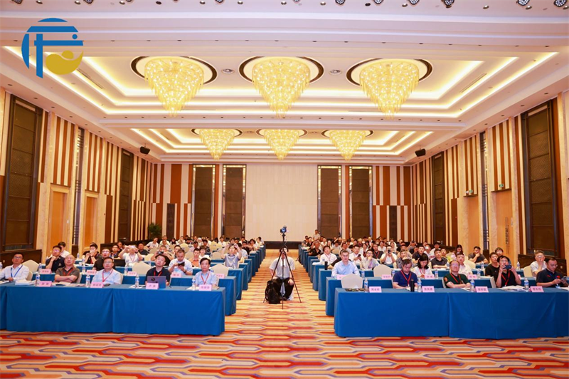 Construindo juntos uma cidade com zero resíduos: Quangong Shareholding traz tecnologia verde e inteligente de fabricação de tijolos para a Cúpula da Indústria